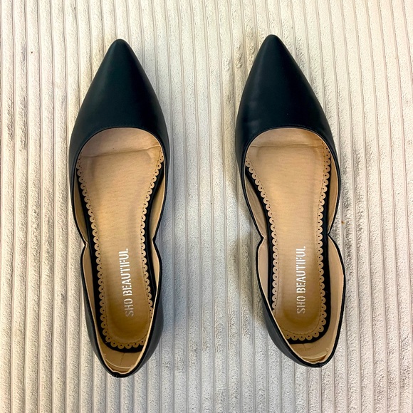 Black Pointed Toe d’Orsay Flats - Picture 2 of 6